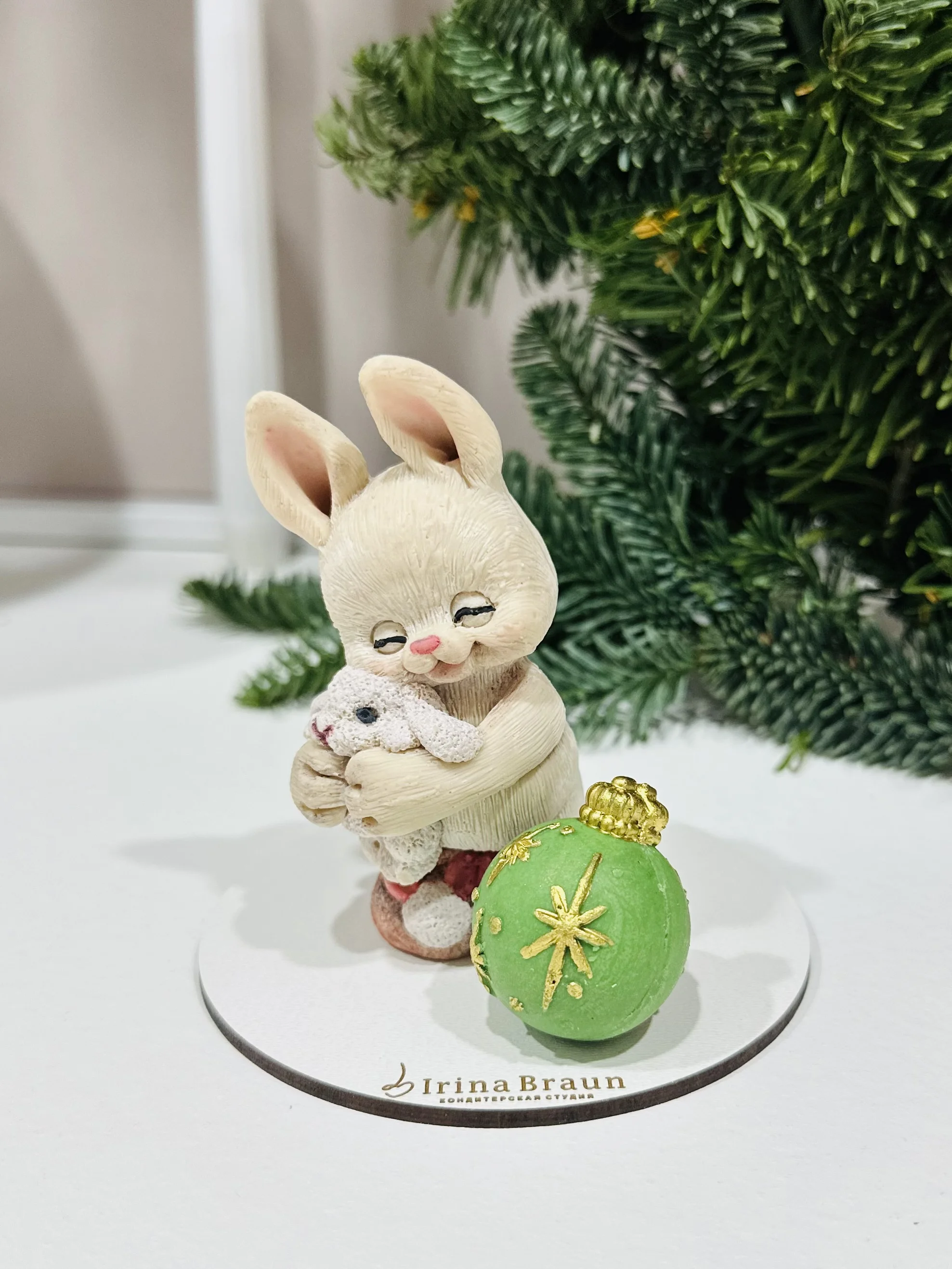 Шоколадная фигурка